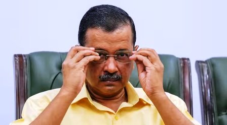 दिल्ली में 9 साल की बच्ची का सूटकेस में मिला शव, भड़के अरविंद केजरीवाल ने अमित शाह से किए सवाल…