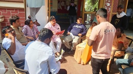 सभी वार्डों से आए लोग, महापौर ने सुनी समस्याएँ; कई मामलों का मौके पर समाधान…