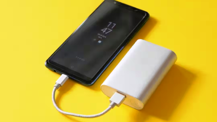 20,000mAh Power Bank कितने दिन चलेगा? जानिए कितनी बार चार्ज होगा आपका फोन… 20,000mAh Power Bank कितने दिन चलेगा? जानिए कितनी बार चार्ज होगा आपका फोन…