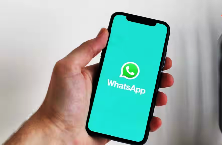 WhatsApp ने बदला Teen Account का सिस्टम! ऐसे काम करेगा पैरेंटल कंट्रोल… WhatsApp ने बदला Teen Account का सिस्टम! ऐसे काम करेगा पैरेंटल कंट्रोल…