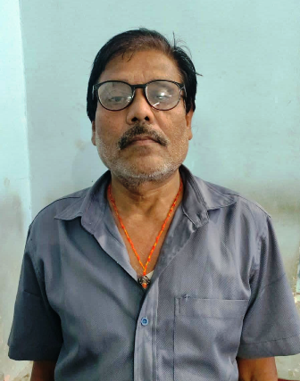 धमतरी पुलिस की कार्रवाई: कुरुद में सट्टा खिलाते 65 वर्षीय आरोपी गिरफ्तार, ₹3,100 नगद जब्त… धमतरी पुलिस की कार्रवाई: कुरुद में सट्टा खिलाते 65 वर्षीय आरोपी गिरफ्तार, ₹3,100 नगद जब्त…