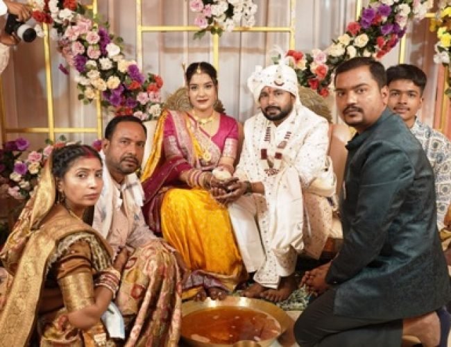 गोधली बेला में विवाह की मिसाल: धमतरी साहू संघ अध्यक्ष ने रची सनातन परंपरा की मिसाल…