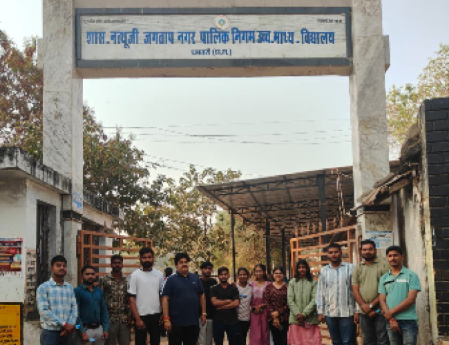 धमतरी में 12वीं विद्यार्थियों का उत्साहवर्धन…