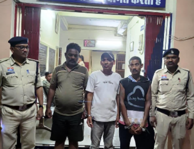धमतरी में देह व्यापार पर पुलिस की बड़ी कार्रवाई, 3 आरोपी गिरफ्तार…
