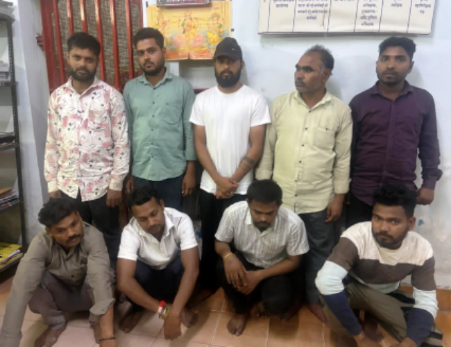 आमदी में जुआ खेलते 9 जुआरी गिरफ्तार, पुलिस ने 58 हजार से अधिक का मशरूका किया जब्त…