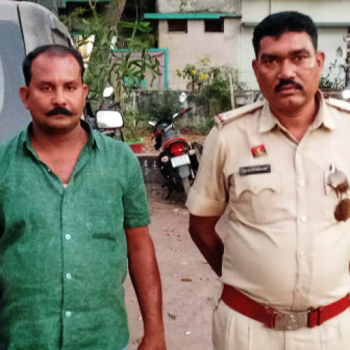 सीएसपी धमतरी के नेतृत्व में अर्जुनी पुलिस की बड़ी कार्रवाई, अवैध शराब परिवहन करते आरोपी गिरफ्तार…