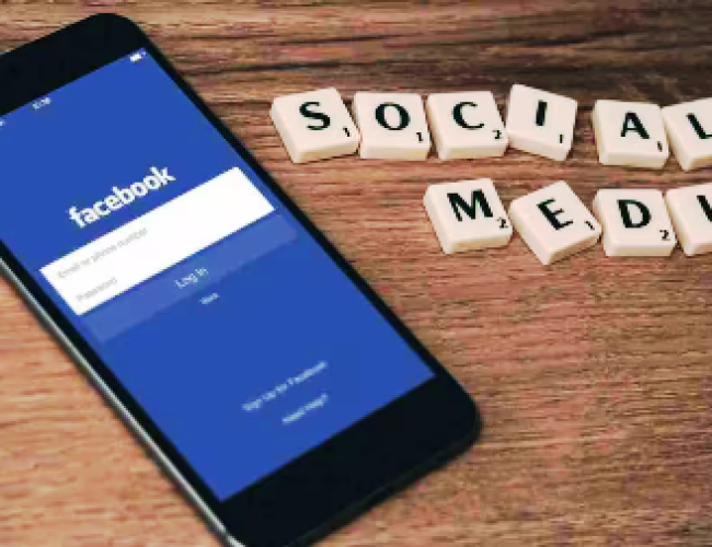 सोशल मीडिया से बच्चों पर बढ़ रहा इस बीमारी का खतरा! नई रिपोर्ट में हुआ गया हैरान करने वाला खुलासा…