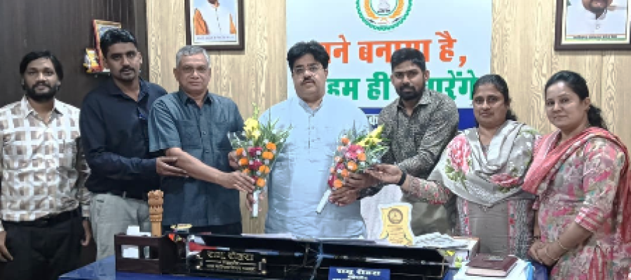 धमतरी: 18 साल पुरानी मांग पूरी, बठेना स्कूल को मिला 10 लाख का तोहफा…