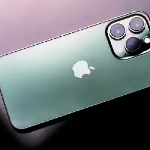 iPhone यूजर्स सावधान! एक क्लिक की गलती और फोन बन सकता है जासूस, खतरनाक स्पाइवेयर का बड़ा खुलासा…