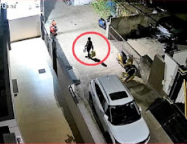 शहर के रामबाग क्षेत्र में घर मे रखी गाड़ी से पेट्रोल चोरी….