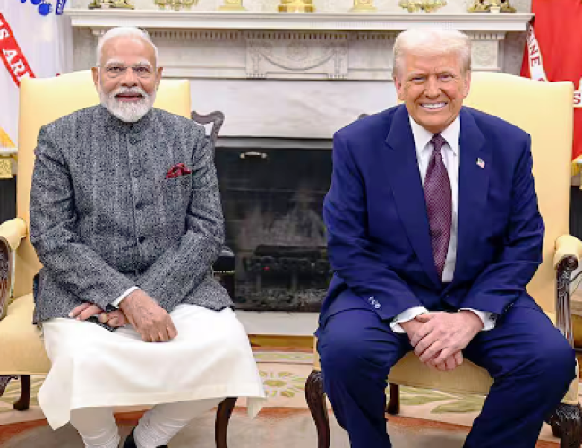 अमेरिका-ईरान युद्ध के बीच ट्रंप ने पहली बार PM मोदी से की बात, स्ट्रेट ऑफ होर्मुज को खोलने पर हुई चर्चा…