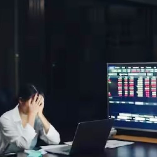 Boeing और GE एयरोस्पेस से उठा निवेशकों का भरोसा, लगातार बेच रहे हैं इन दो कंपनियों के शेयर…