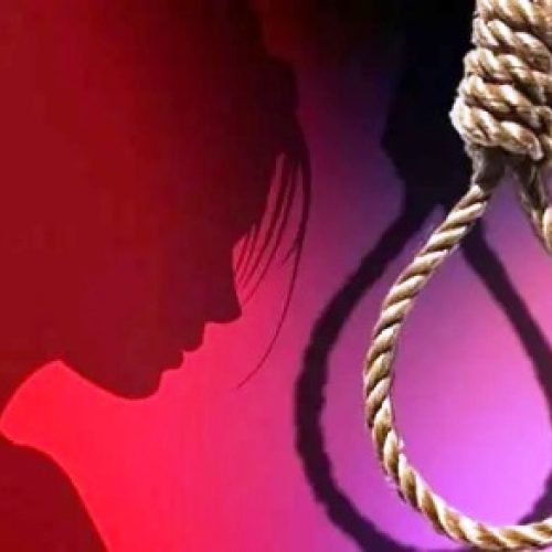 MBBS की छात्रा ने लगाई फांसी, रायपुर में कर रही थी पढ़ाई…
