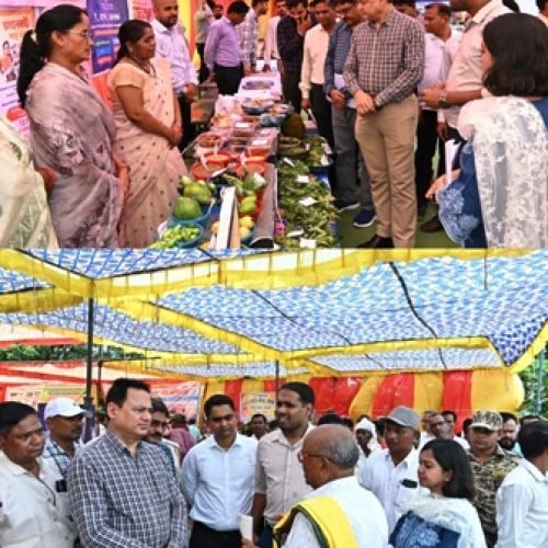 भारत सरकार के प्रभारी अधिकारी ने की पीएम जनमन योजना की समीक्षा, जताई संतुष्टि…