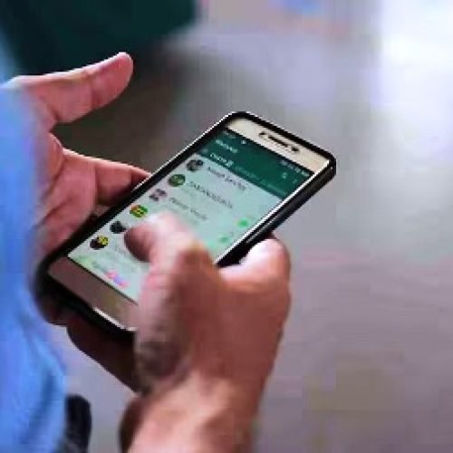 लैपटॉप पर WhatsApp यूज़ करते हैं? ये सीक्रेट ट्रिक छुपा सकती है आपकी पर्सनल चैट्स, 90% लोगों को नहीं पता!