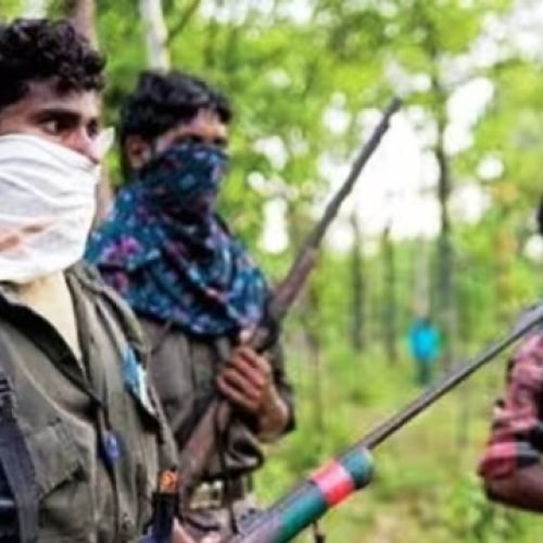 मुठभेड़ में मारा गया नक्सली, छत्तीसगढ़ के सरकारी स्कूल में रसोइये का करता था काम..