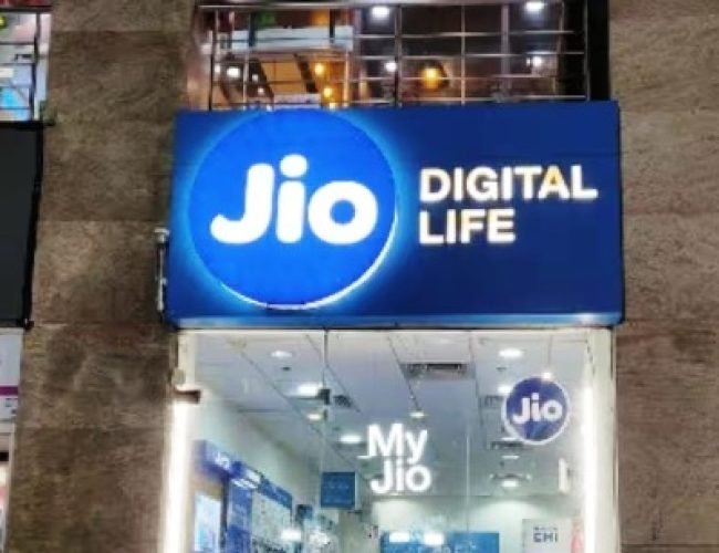 Reliance Jio IPO: हो जाएं तैयार! आ रहा है रिलायंस जियो का धाकड़ IPO, जानें कब होने जा रहा लॉन्च?