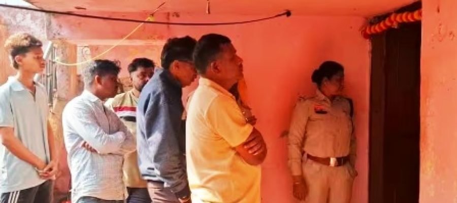 जगदलपुर: घरेलू विवाद में खत्म हुआ परिवार, 70 वर्षीय पत्नी की हत्या कर 73 साल के तारा सिंह ने लगा ली फांसी…