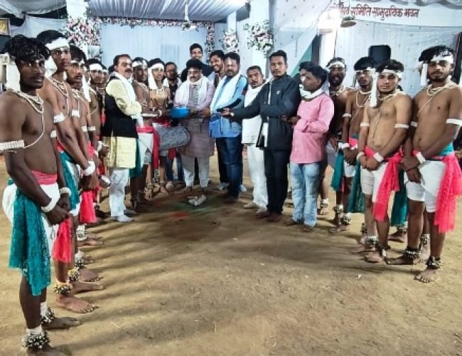 हटकेसर में सतनामी समाज का भव्य आयोजन, पंथी नृत्य ने मोहा मन….