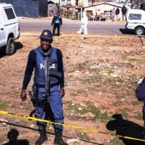 साउथ अफ्रीका के जोहान्सबर्ग में मास शूटिंग, बार में घुसकर लोगों को गोलियों से भूना, कम से कम 9 की मौत…