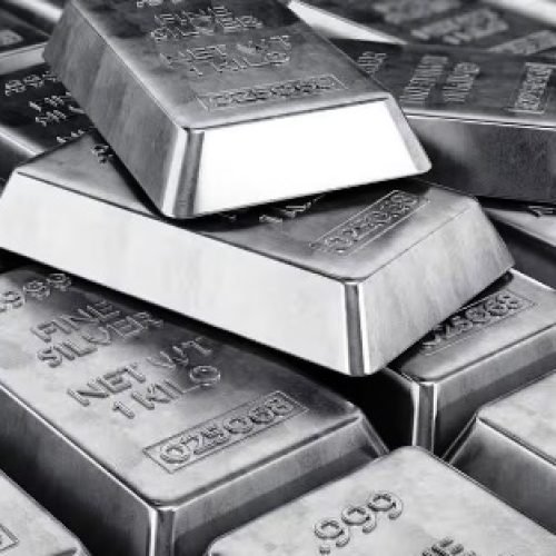 1980 में भी चांदी के दामों में आया था भारी उछाल, जानें तब क्यों बढ़ी थी सिल्वर की डिमांड?