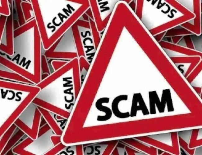 भारत में धड़ल्ले से चल रहे ये 5 रोजमर्रा के स्कैम! अगर अभी नहीं संभले तो खाली हो सकता है आपका बैंक अकाउंट…