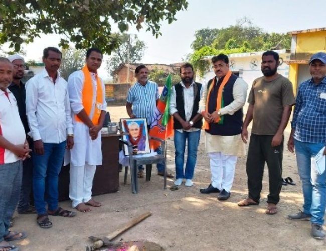 ग्राम हरफतराई में अटल स्मृति का भूमिपूजन…