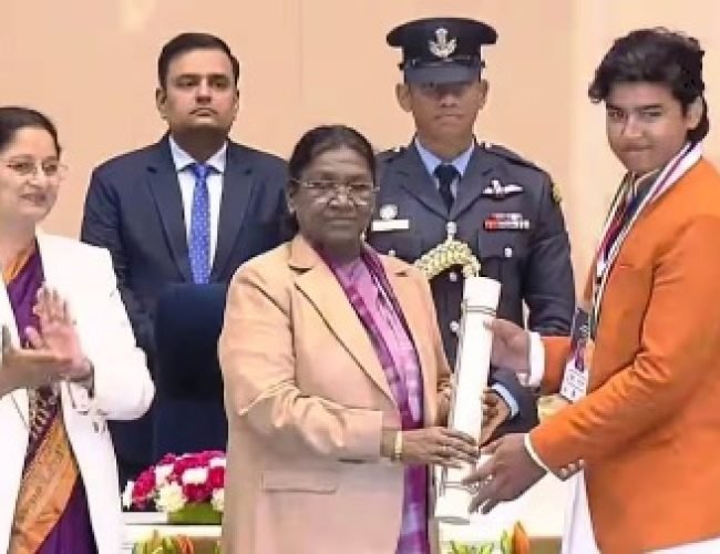 वैभव सूर्यवंशी को राष्ट्रपति ने अपने हाथों से दिया सबसे बड़ा पुरस्कार, जानें इसमें कितना मिलता है कैश?