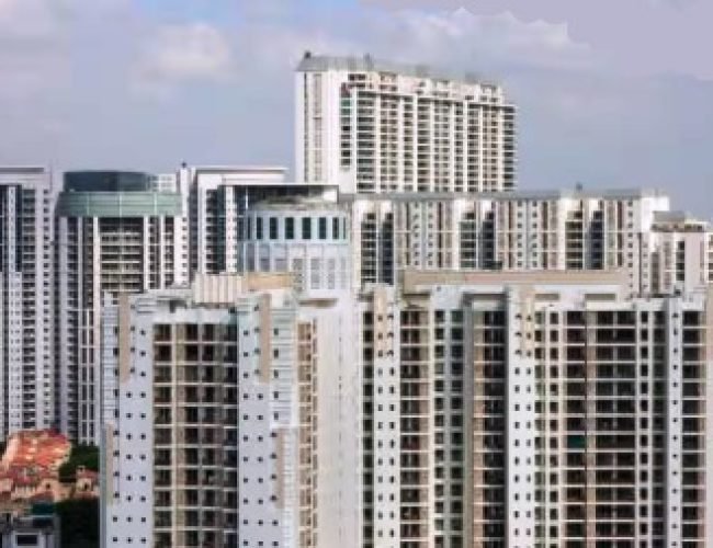 बड़े शहरों में घट गई घरों की सेल, सिर्फ एक ऐसा बड़ा शहर जहां नहीं हुआ कीमतों के बढ़ने का कोई असर…