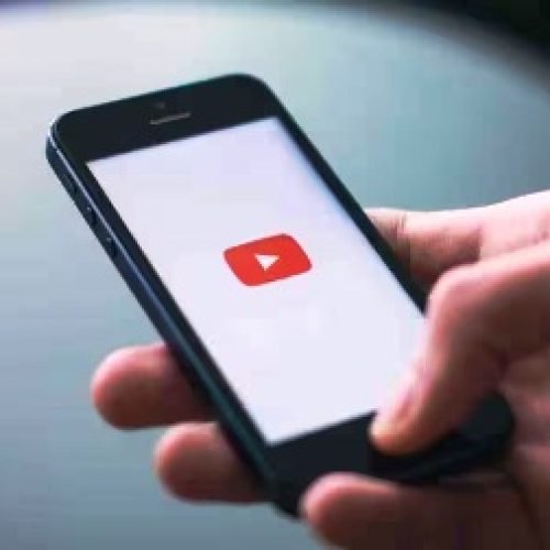 Youtube पर गोल्डन बटन मिलने के बाद कितनी होती है कमाई, इस पर कितना लगता है टैक्स?