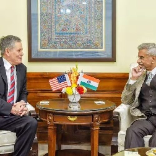 India Tariff: भारत के 30 परसेंट टैरिफ से उड़ी अमेरिका की नींद, दौड़े दौड़े अमेरिकी सीनेटर ने की विदेश मंत्री से मुलाकात…