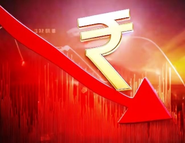RBI की मदद के बावजूद नहीं थम रही रुपये की कमजोरी, जानें क्यों डॉलर के सामने निकल रहा दम…