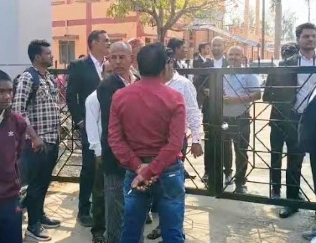 जगदलपुर कोर्ट को बम से उड़ाने की धमकी, वकील और स्टाफ में दहशत, बम निरोधक टीम मौके पर पहुंची…