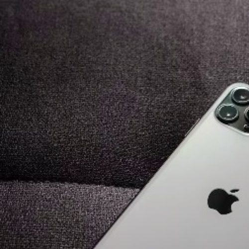 बजट में विदेश से सामान मंगाना हुआ सस्ता, अब कितना सस्ता हो जाएगा दुबई से मंगाया आईफोन?