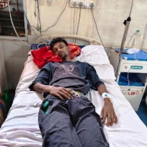 अपने ही मोबाइल को मांगने गये युवक पर चाकू से हमला, जिला अस्पताल में भर्ती…