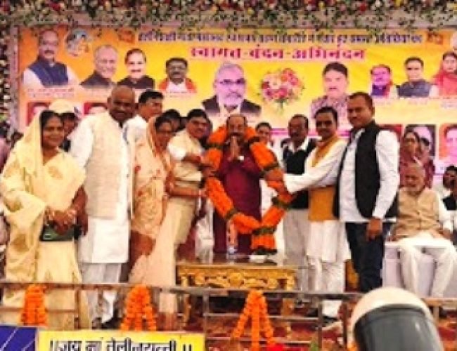 धमतरी जिला साहू संघ का शपथ ग्रहण समारोह, अरुण साव ने की 20 लाख की घोषणा…