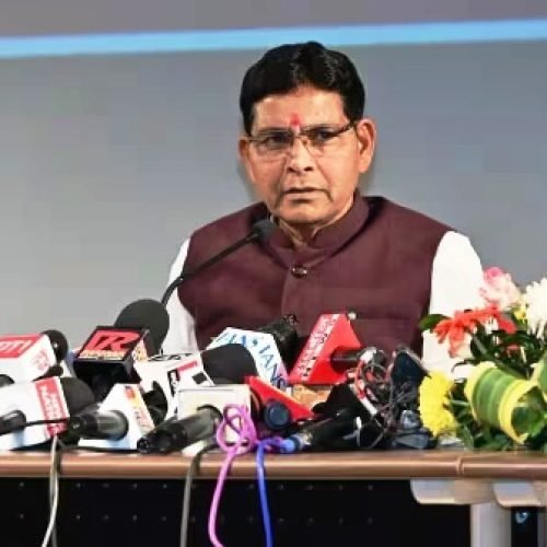 छत्तीसगढ़ में सियासी घमासान, बीजेपी मंत्री ने गोडसे को बताया राष्ट्रवादी, कांग्रेस ने मांगा इस्तीफा…