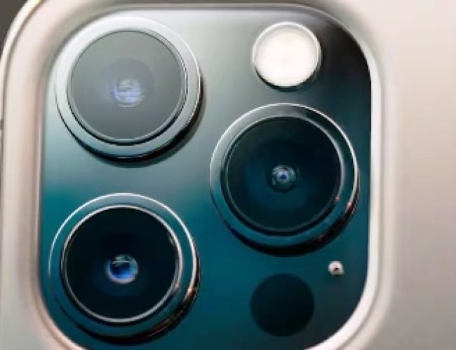 DSLR भी रह जाएगा पीछे, ऐप्पल कर रही है धांसू काम, आईफोन में देगी 200MP का कैमरा…
