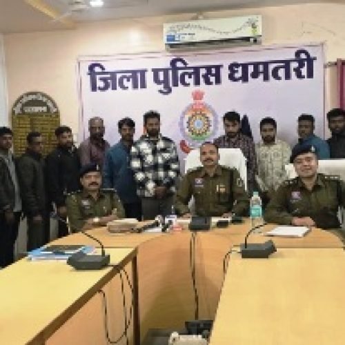 फर्जी इनकम टैक्स अधिकारी बनकर डॉक्टर के घर छापा, 12 आरोपी गिरफ्तार…