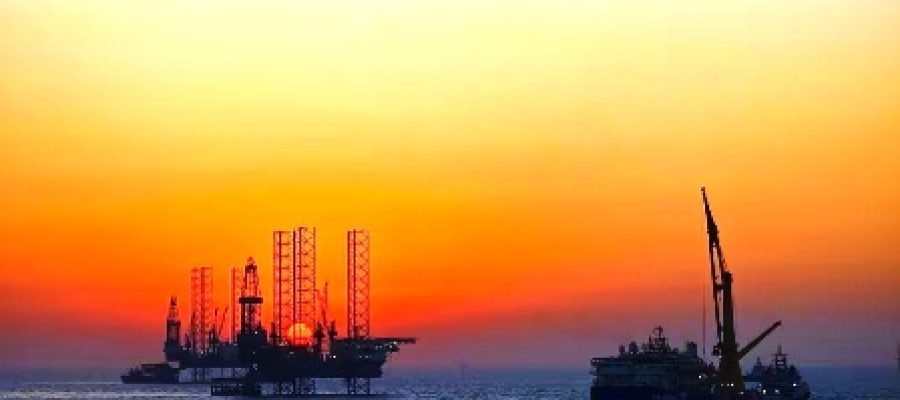 Iran Oil: भारत को एक बैरल कच्चा तेल बेचकर कितना मुनाफा कमाता है ईरान, जान लीजिए पूरा गणित…