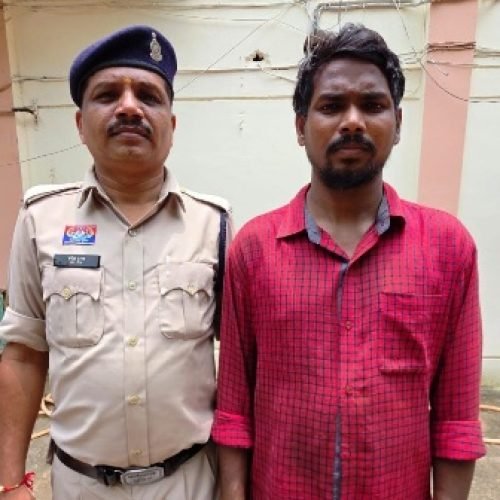 धमतरी: हनुमान मंदिर का सामान सड़क पर फेंकने वाला आरोपी गिरफ्तार, BNS धारा 298 के तहत जेल भेजा गया….