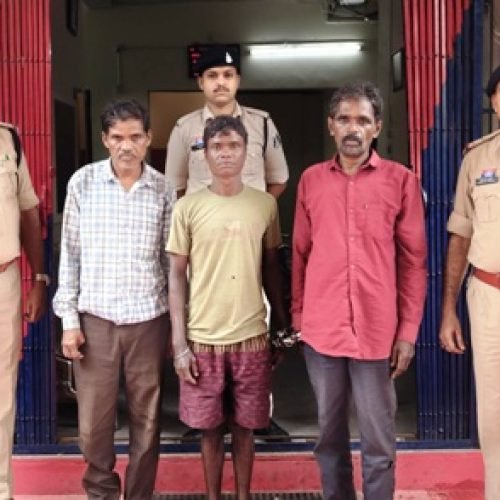 धमतरी पुलिस की बड़ी सफलता: अंतरजिला वाहन चोर गिरोह का पर्दाफाश, 17 चोरी की बाइकें बरामद…