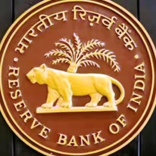 रियल एस्टेट में आने वाला है बूम! RBI के इस फैसले से खूब बढ़ सकती है घरों की डिमांड, जानें एक्सपर्ट्स की राय…