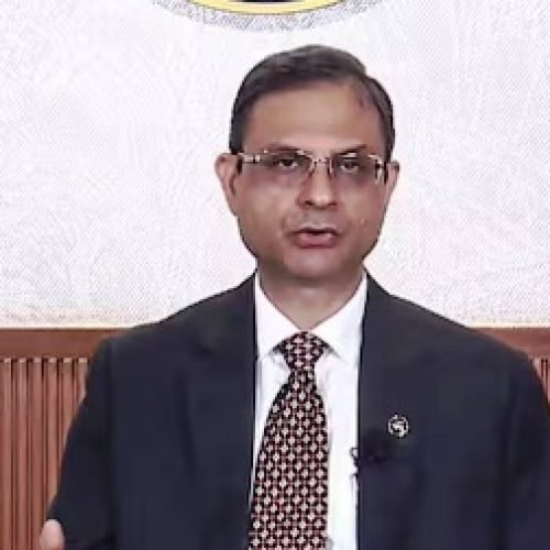 RBI MPC Highlights: आरबीआई ने बरकरार रखा 6.5% ग्रोथ का अनुमान, जानें संजय मल्होत्रा की 5 बड़ी बातें