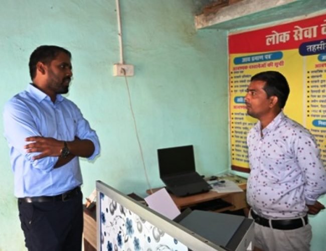 कलेक्टर ने किया ग्राम कुकरेल में स्कूल व लोकसेवा केंद्र का निरीक्षण, महिलाओं से संवाद कर योजनाओं की ली जानकारी…