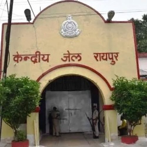 केन्द्रीय जेल रायपुर में शोएब ढेबर को 3 माह के लिए सभी प्रकार के मुलाकात से किया गया प्रतिबंधित…