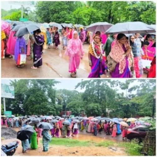 “मितानिनों का बारिश में आंदोलन: वादाखिलाफी के खिलाफ 1600 ने भरा मोर्चा”…