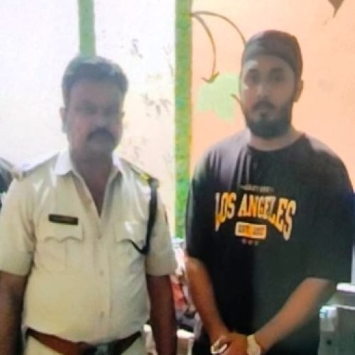पंजाबी ढाबा भाठागांव में अवैध शराब बेचता ढाबा संचालक गिरफ्तार…