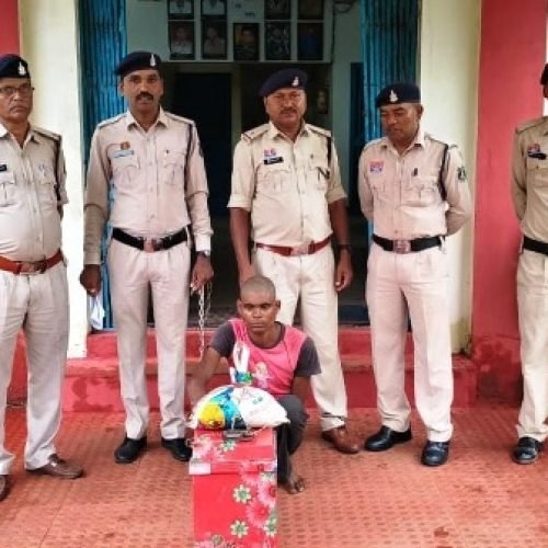 नशे के खिलाफ धमतरी पुलिस की सख्त कार्यवाही – अटल आवास से 1 किलो से अधिक गांजा के साथ आरोपी गिरफ्तार…