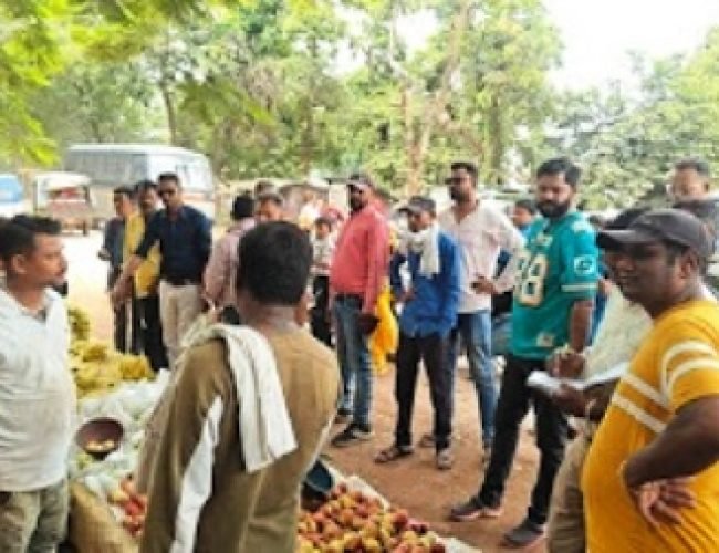 धमतरी: स्वच्छता नियमों का उल्लंघन, 19 दुकानदारों पर ₹5700 का जुर्माना…